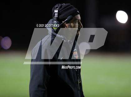 Thumbnail 3 in Versailles vs. Harvest Prep (OHSAA D5 State Semi Final) photogallery.