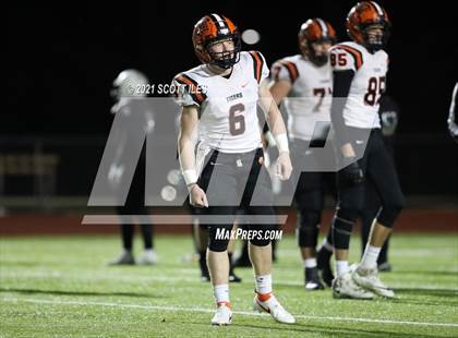 Thumbnail 2 in Versailles vs. Harvest Prep (OHSAA D5 State Semi Final) photogallery.