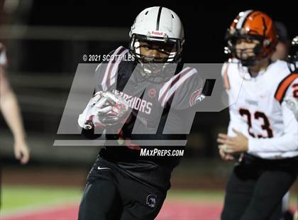Thumbnail 2 in Versailles vs. Harvest Prep (OHSAA D5 State Semi Final) photogallery.
