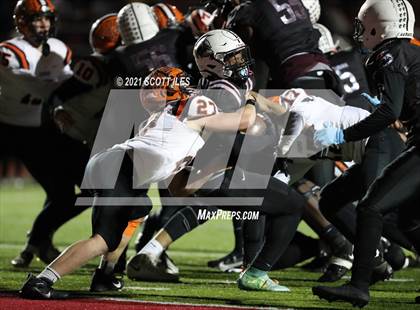 Thumbnail 3 in Versailles vs. Harvest Prep (OHSAA D5 State Semi Final) photogallery.