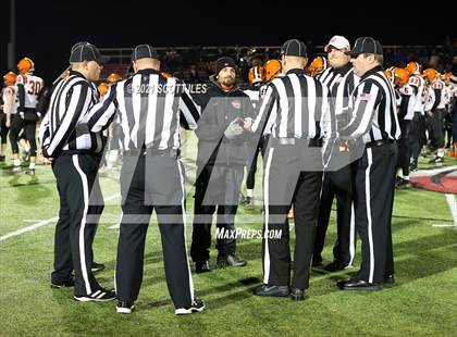 Thumbnail 2 in Versailles vs. Harvest Prep (OHSAA D5 State Semi Final) photogallery.