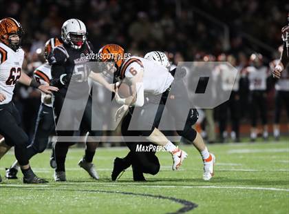 Thumbnail 2 in Versailles vs. Harvest Prep (OHSAA D5 State Semi Final) photogallery.
