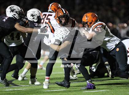 Thumbnail 1 in Versailles vs. Harvest Prep (OHSAA D5 State Semi Final) photogallery.