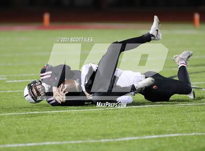 Thumbnail 3 in Versailles vs. Harvest Prep (OHSAA D5 State Semi Final) photogallery.