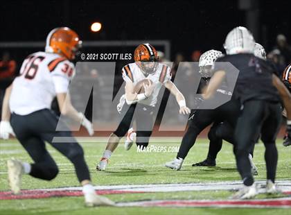 Thumbnail 2 in Versailles vs. Harvest Prep (OHSAA D5 State Semi Final) photogallery.