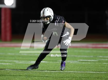 Thumbnail 3 in Versailles vs. Harvest Prep (OHSAA D5 State Semi Final) photogallery.