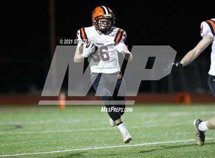 Thumbnail 3 in Versailles vs. Harvest Prep (OHSAA D5 State Semi Final) photogallery.