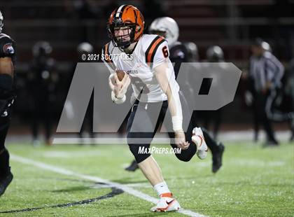 Thumbnail 1 in Versailles vs. Harvest Prep (OHSAA D5 State Semi Final) photogallery.