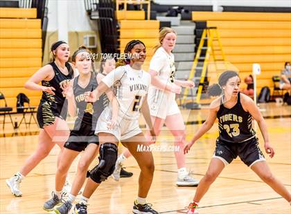 Thumbnail 1 in Blue Valley vs Shawnee Mission West (KSHSAA 6A Sub-State Playoff) photogallery.