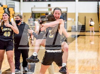 Thumbnail 3 in Blue Valley vs Shawnee Mission West (KSHSAA 6A Sub-State Playoff) photogallery.