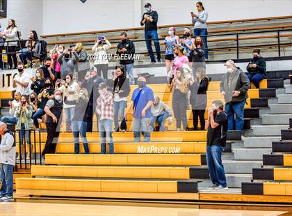 Thumbnail 2 in Blue Valley vs Shawnee Mission West (KSHSAA 6A Sub-State Playoff) photogallery.