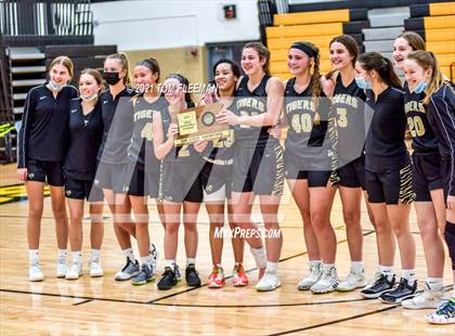 Thumbnail 3 in Blue Valley vs Shawnee Mission West (KSHSAA 6A Sub-State Playoff) photogallery.