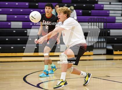 Thumbnail 2 in Stargate School vs. Denver East (CHSAA 5A Region 1) photogallery.