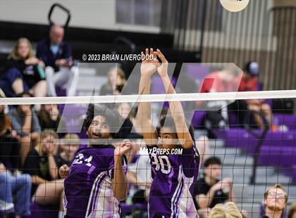 Thumbnail 3 in Stargate School vs. Denver East (CHSAA 5A Region 1) photogallery.