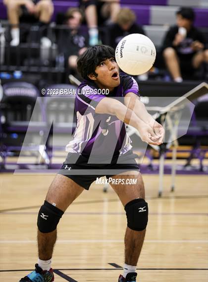 Thumbnail 2 in Stargate School vs. Denver East (CHSAA 5A Region 1) photogallery.