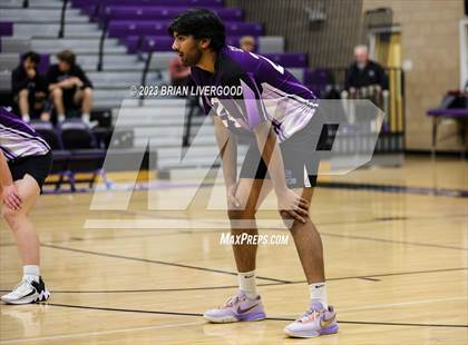 Thumbnail 2 in Stargate School vs. Denver East (CHSAA 5A Region 1) photogallery.