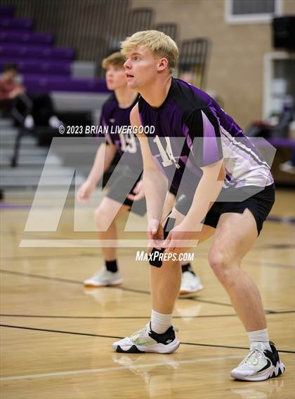 Thumbnail 2 in Stargate School vs. Denver East (CHSAA 5A Region 1) photogallery.