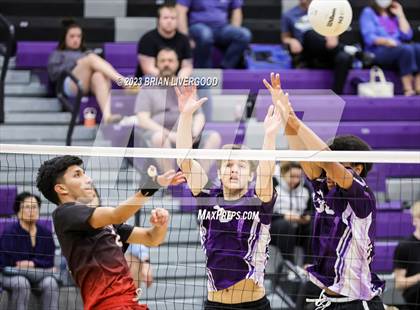 Thumbnail 3 in Stargate School vs. Denver East (CHSAA 5A Region 1) photogallery.