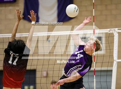 Thumbnail 2 in Stargate School vs. Denver East (CHSAA 5A Region 1) photogallery.