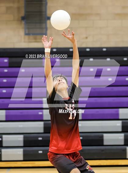 Thumbnail 3 in Stargate School vs. Denver East (CHSAA 5A Region 1) photogallery.
