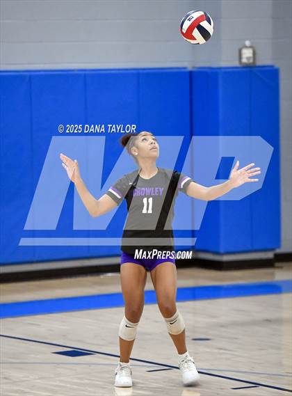 Thumbnail 1 in Keene vs. Crowley (2025 Brock Showcase Varsity Volleyball Tournament) photogallery.