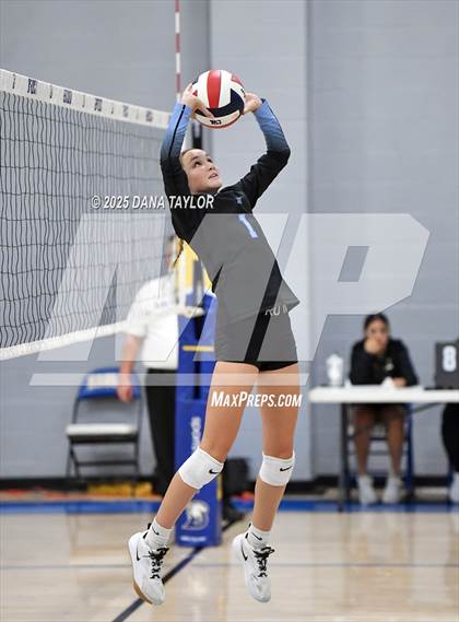 Thumbnail 3 in Keene vs. Crowley (2025 Brock Showcase Varsity Volleyball Tournament) photogallery.