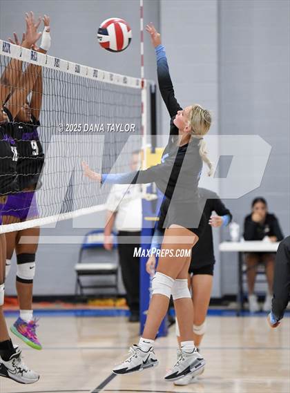 Thumbnail 2 in Keene vs. Crowley (2025 Brock Showcase Varsity Volleyball Tournament) photogallery.