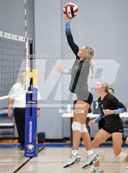 Thumbnail 3 in Keene vs. Crowley (2025 Brock Showcase Varsity Volleyball Tournament) photogallery.