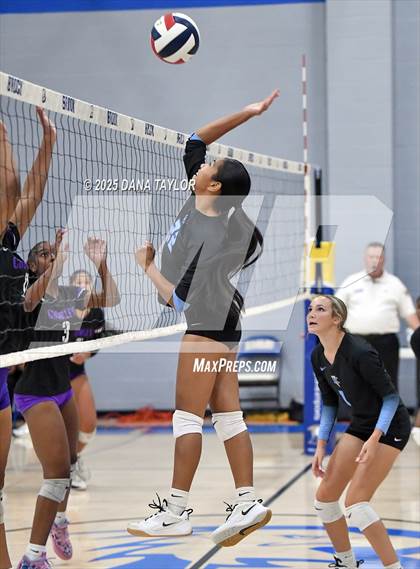 Thumbnail 2 in Keene vs. Crowley (2025 Brock Showcase Varsity Volleyball Tournament) photogallery.