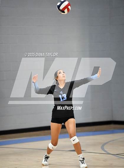 Thumbnail 3 in Keene vs. Crowley (2025 Brock Showcase Varsity Volleyball Tournament) photogallery.