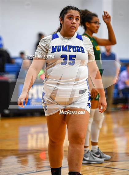 Thumbnail 2 in Mumford vs Little River Academy photogallery.