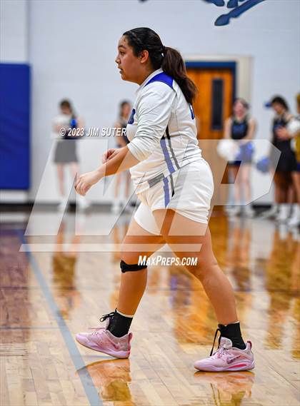Thumbnail 3 in Mumford vs Little River Academy photogallery.