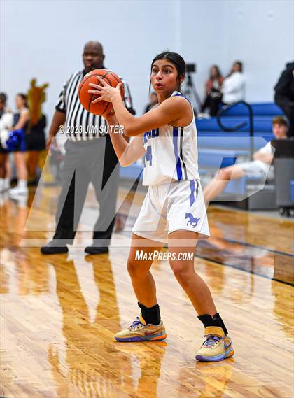 Thumbnail 2 in Mumford vs Little River Academy photogallery.