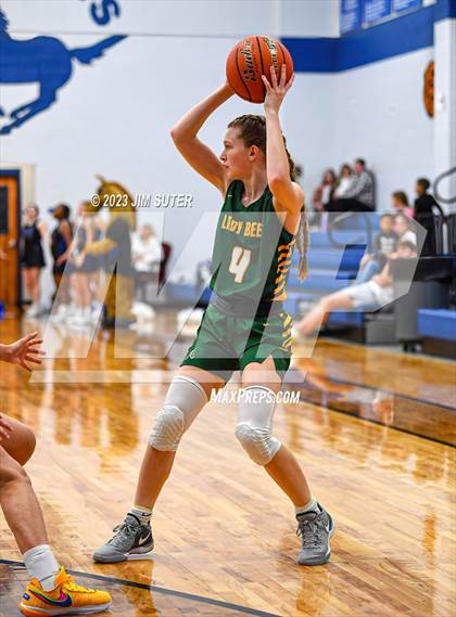 Thumbnail 3 in Mumford vs Little River Academy photogallery.