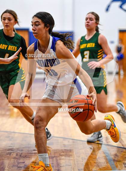 Thumbnail 3 in Mumford vs Little River Academy photogallery.