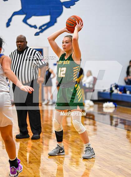 Thumbnail 2 in Mumford vs Little River Academy photogallery.