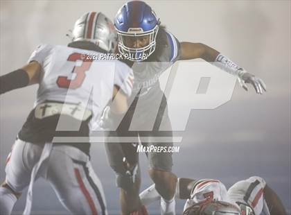 Thumbnail 2 in Lincoln @ Folsom (CIF SJS D1 Round 2 Playoff) photogallery.
