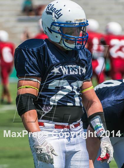 Thumbnail 3 in RIHSFCA 2014 Senior All-Star Classic photogallery.