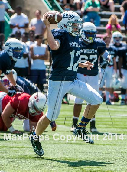 Thumbnail 2 in RIHSFCA 2014 Senior All-Star Classic photogallery.