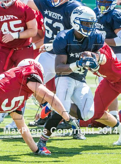 Thumbnail 2 in RIHSFCA 2014 Senior All-Star Classic photogallery.