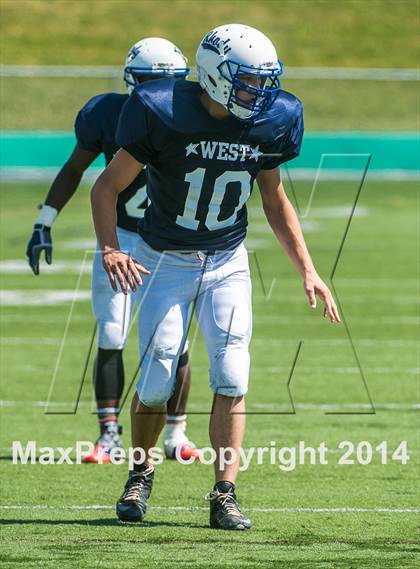 Thumbnail 2 in RIHSFCA 2014 Senior All-Star Classic photogallery.