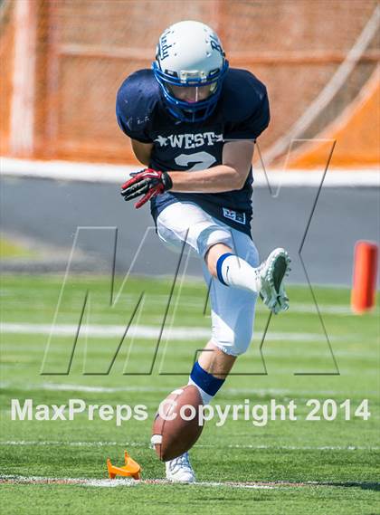 Thumbnail 3 in RIHSFCA 2014 Senior All-Star Classic photogallery.