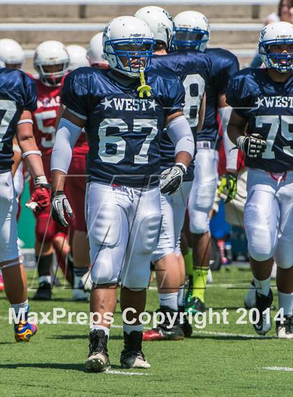 Thumbnail 1 in RIHSFCA 2014 Senior All-Star Classic photogallery.
