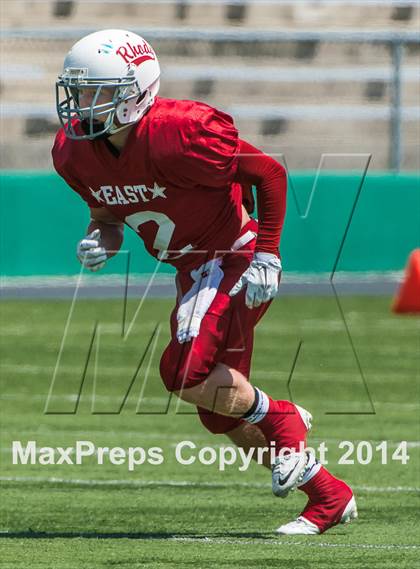 Thumbnail 3 in RIHSFCA 2014 Senior All-Star Classic photogallery.