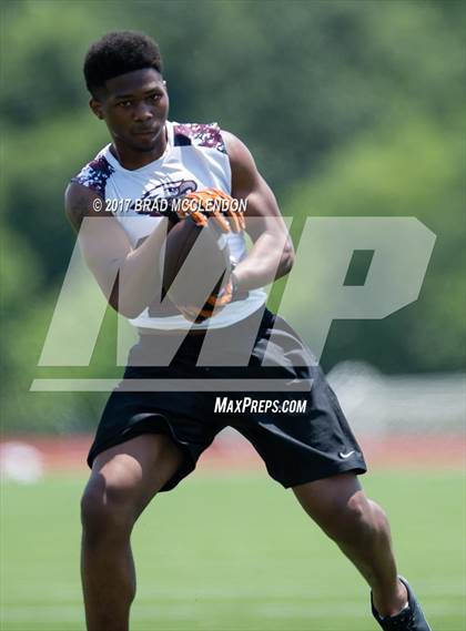 Thumbnail 2 in Lovejoy vs. Rowlett (7-on-7 Texas State Qualifying Tournament) photogallery.