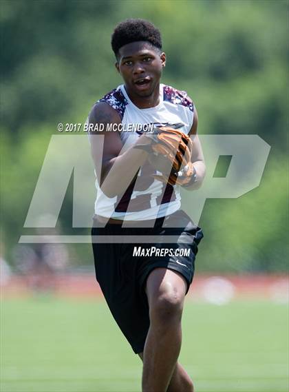 Thumbnail 1 in Lovejoy vs. Rowlett (7-on-7 Texas State Qualifying Tournament) photogallery.