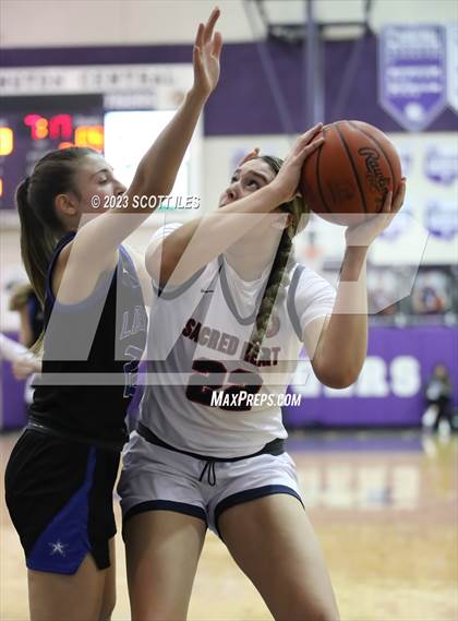 Thumbnail 2 in Sacred Heart vs. Olentangy Liberty (OGBR Classic in the City) photogallery.