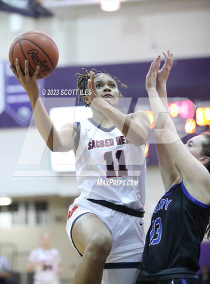 Thumbnail 2 in Sacred Heart vs. Olentangy Liberty (OGBR Classic in the City) photogallery.