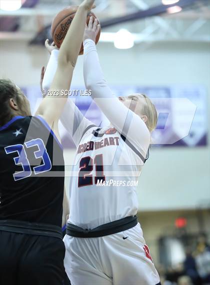 Thumbnail 1 in Sacred Heart vs. Olentangy Liberty (OGBR Classic in the City) photogallery.