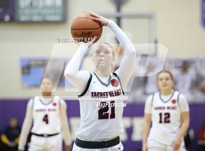 Thumbnail 2 in Sacred Heart vs. Olentangy Liberty (OGBR Classic in the City) photogallery.